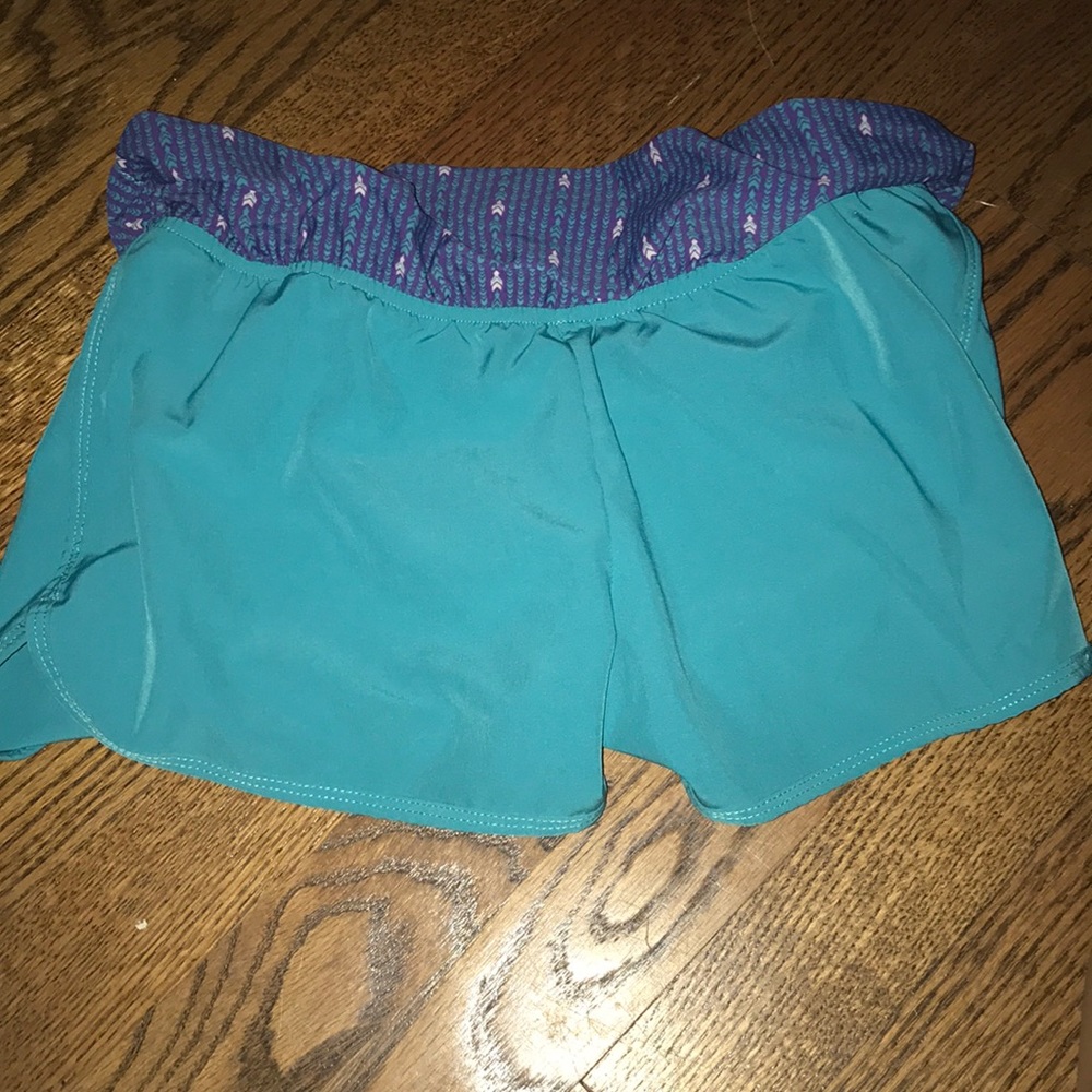 rosy arrow shorts